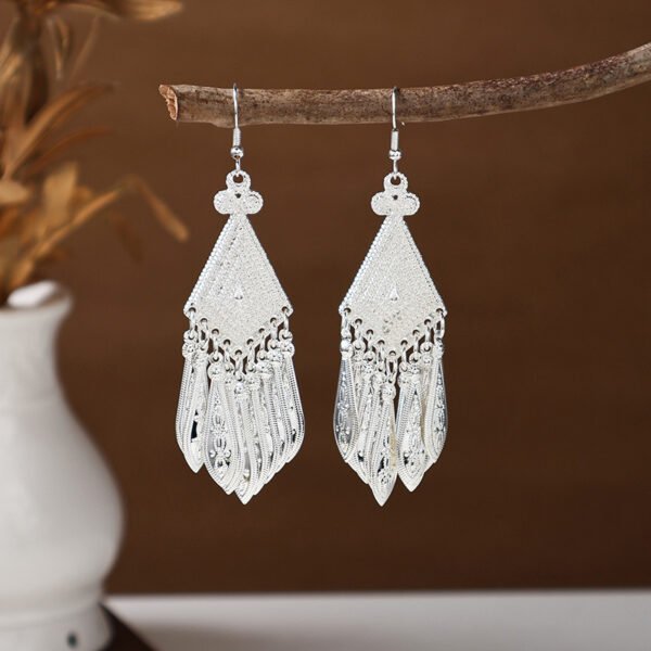 Ethnic style earrings, Bohemian alloy earrings, handmade complex alloy filigree craftsmanship, magnificent pendant earrings