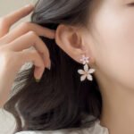Graduated crystal pink flower earrings, new style in 2025, high - end women's fashionable jewelry