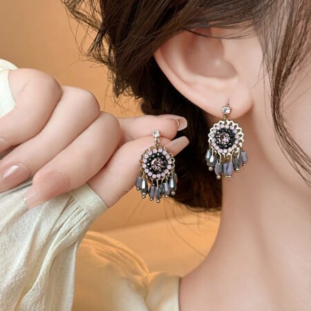 New popular purple synthetic crystal tassel stud earrings in the 2025 style, featuring a unique ethnic and vintage design with a niche aesthetic.