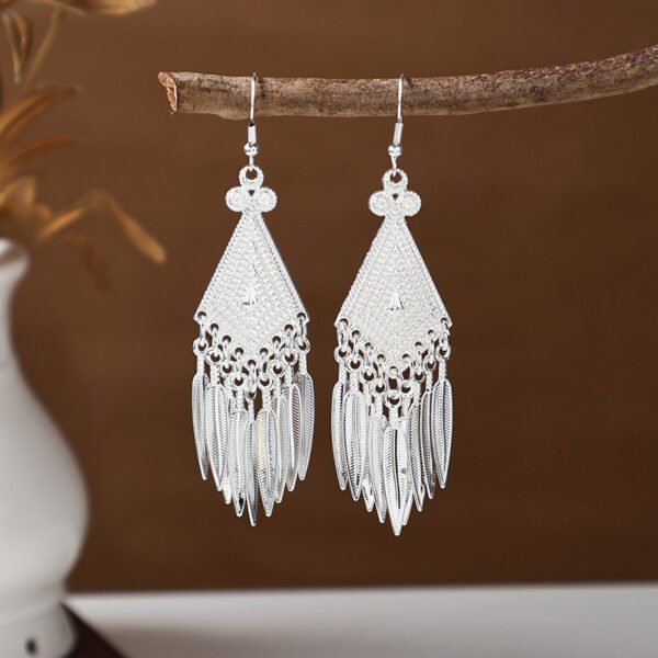 Ethnic style earrings, Bohemian alloy earrings, handmade complex alloy filigree craftsmanship, magnificent pendant earrings