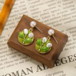 Silver Needle New Chinese Style Earrings with Enamel Color, Pearl Flower Stud Earrings, Vintage Ear Ornaments, Minority High-End Sense Women's Cross-Border.