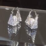 Women's 2025 new trendy high-class cubic zirconia and pearl earrings, stud earrings with elegance, light luxury, niche and unique ear clips and jewelry