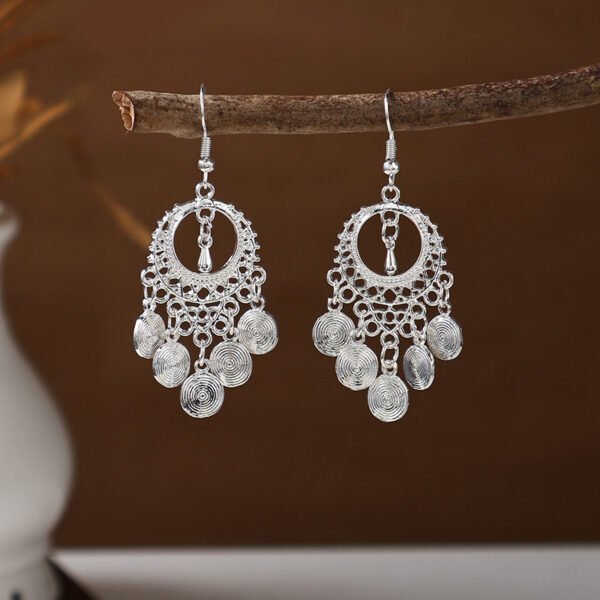 Ethnic style earrings, Bohemian alloy earrings, handmade complex alloy filigree craftsmanship, magnificent pendant earrings