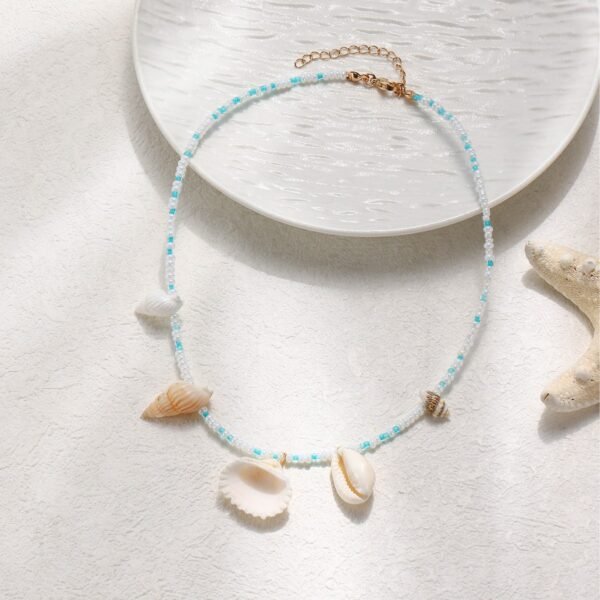 Cross-border Amazon new products: Summer casual ocean vacation style conch women's necklaces, fashionable shell pendants for collarbone chains