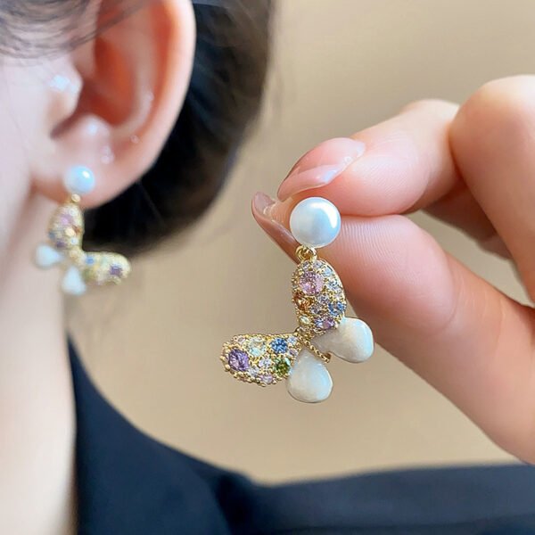 Women's Colorful Rhinestone Butterfly Pearl Stud Earrings, Luxury and High - end, Elegant and Grand, 2025 New - style and Niche Earrings