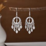 Ethnic style earrings, Bohemian alloy earrings, handmade complex alloy filigree craftsmanship, magnificent pendant earrings