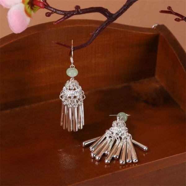 New Chinese style imitation Miao silver women's ethnic style personalized earrings, niche ancient - style, simple and versatile jewelry, tassel earrings, water - drop shape