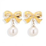 Silver Needle Oil-Dripping Minority Design Sense Gentle Temperament Stud Earrings Internet Celebrity Versatile Pearl Drop Earrings Cross-Border Wholesale