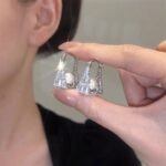 Women's 2025 new trendy high-class cubic zirconia and pearl earrings, stud earrings with elegance, light luxury, niche and unique ear clips and jewelry