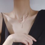 2025 new style double-layer necklace for women with a light luxury and niche design, featuring an ins minimalist style, suitable as a collarbone chain and a trendy neck chain for a charming look.