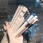 High-end chopsticks, mildew-proof and antibacterial, suitable for household use, heat-resistant, one pair per person. New alloy style for families, non-slip, with a new and high-value appearance.