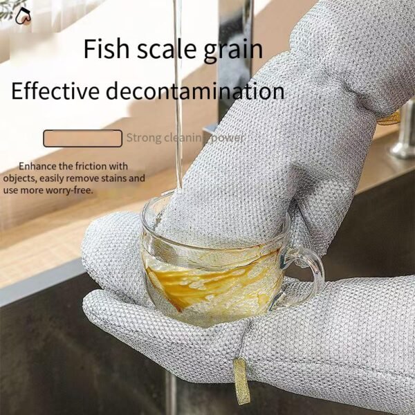 Steel wire dishwashing gloves, extra-long, waterproof, for cleaning, heat-insulating, suitable for hot items in the kitchen. Ideal for women doing household chores. Thick and durable for washing dishes and pots.