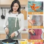Kitchen cooking apron, waterproof and oil-proof, suitable for household chores and cleaning, dirt-resistant. A fashionable canvas apron, wear-resistant, for home use, available for both men and women.